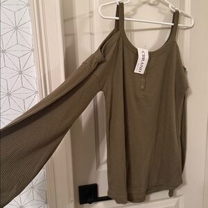 Long sleeve open shoulder olive color waffle long sleeve shirt